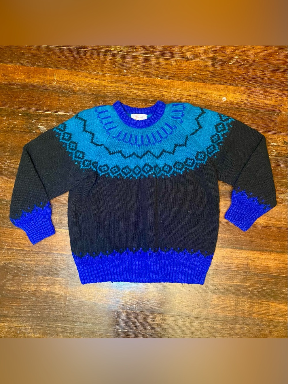 VGUC True Vintage 100% Wool Vegetable Dyed Crewneck Sweater with Blue Trim